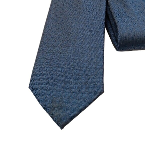 Alfani Geometric Tie Men’s 60” Navy Blue Woven Geometric Preppy Corpcore Skinny - Picture 1 of 3